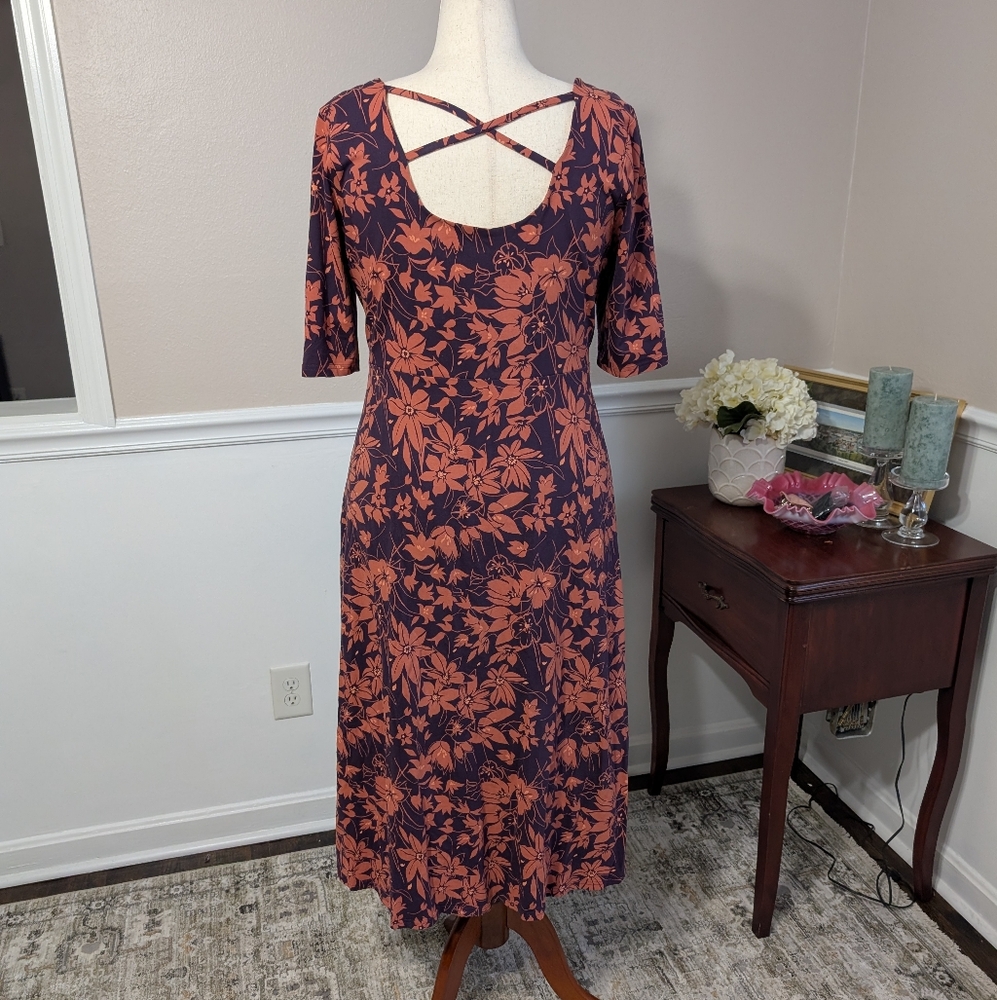 NEW Pact Fit And Flare Criss Cross Back Dress - Picture 6 of 9